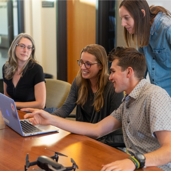 Starfsfólk Samkaupa